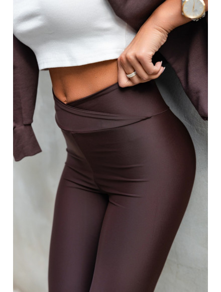 Czekoladowe elastyczne legginsy push-up wish 2