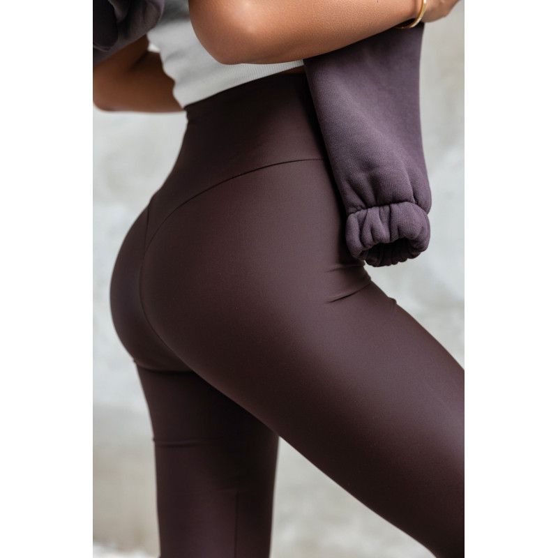 Czekoladowe elastyczne legginsy push-up wish