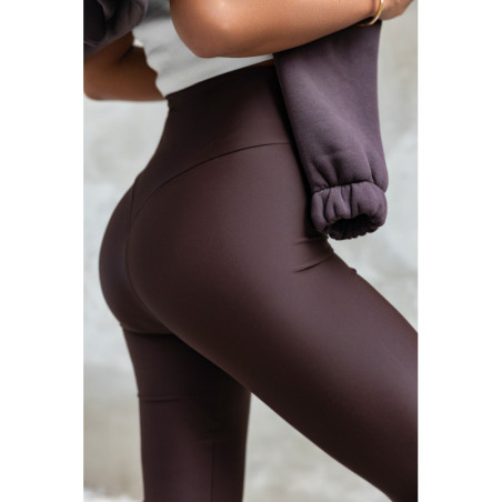 Czekoladowe elastyczne legginsy push-up wish