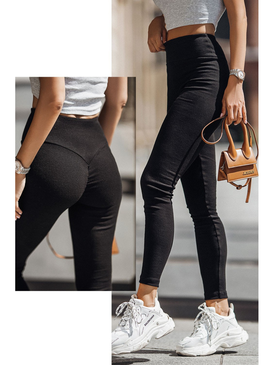 Czarne prążkowane legginsy push-up vivero